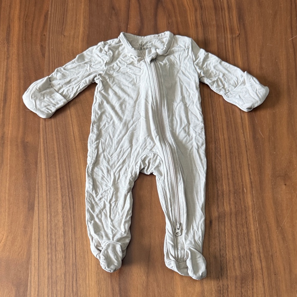 Mebie Baby Oatmeal Bamboo Footed Zipper